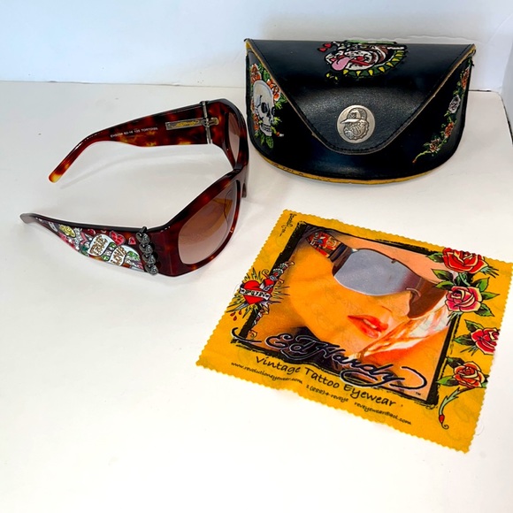 Vintage Ed HardyTattoo,True Love/Bulldog, SwarovskiCrystal & Tortoise Sunglasses - Picture 6 of 12